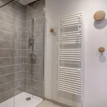 בית נופש A 650m Du Bord De Mer, Belle Maison Neuve Pour 8 *