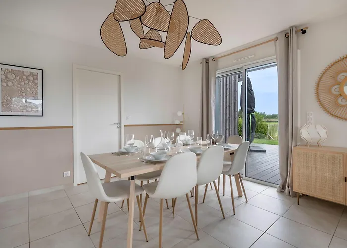 à 650m Du Bord De Mer, Belle Maison Neuve Pour 8